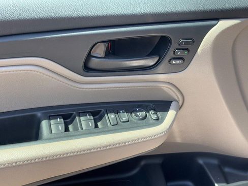 Used 2024 Honda Odyssey EX-L image 18