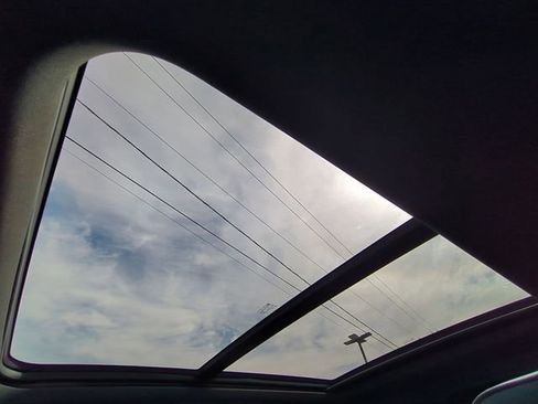 Used 2021 Chevrolet Tahoe Z71 image 19