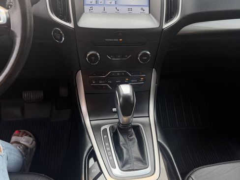 Used 2017 Ford Edge SEL w/ Equipment Group 201A AWD/4WD image 25