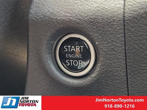 Used 2023 Nissan Frontier SV w/ Tow Package AWD/4WD image 20