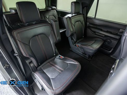 Used 2024 Ford Expedition Limited AWD/4WD image 40