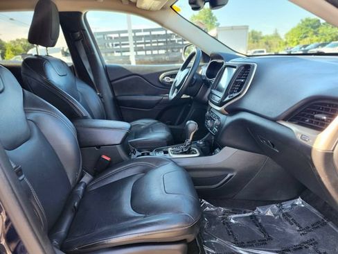 Used 2015 Jeep Cherokee Limited AWD/4WD image 11