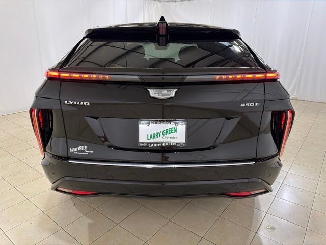 Used 2024 Cadillac Lyriq Luxury RWD image 5
