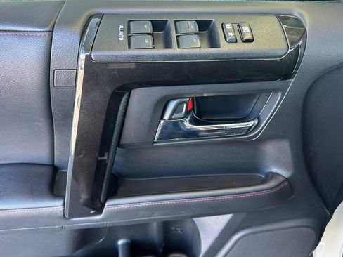 Certified 2023 Toyota 4Runner TRD Off-Road Premium w/ Off Road Premium Plus Package AWD/4WD image 10