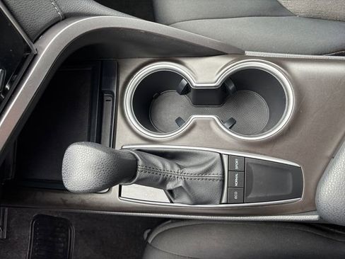 Used 2023 Toyota Camry LE image 19