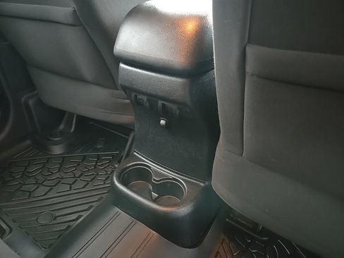 Used 2015 Jeep Wrangler Unlimited Sahara w/ Connectivity Group image 79