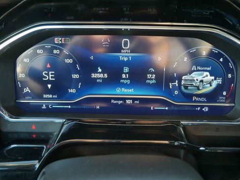 Used 2025 Chevrolet Silverado 3500 LTZ w/ LTZ Plus Package image 21