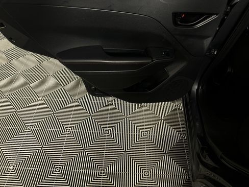 Used 2024 Subaru Impreza 2.0i Sport image 26