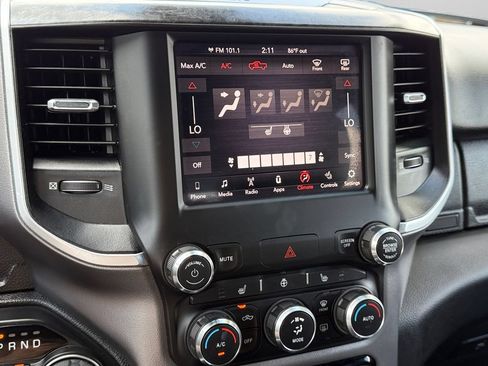 Used 2019 RAM 1500 Big Horn AWD/4WD image 17