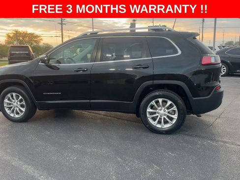 Used 2019 Jeep Cherokee Latitude w/ Popular Appearance Group AWD/4WD image 5
