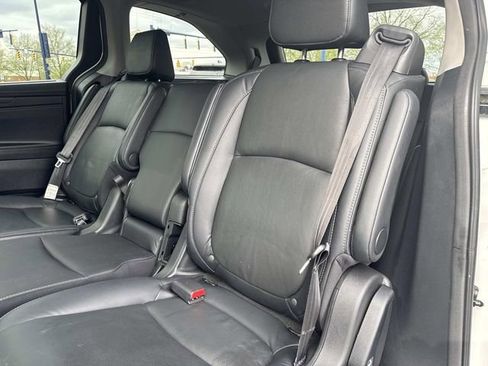 Used 2021 Honda Odyssey Touring image 12