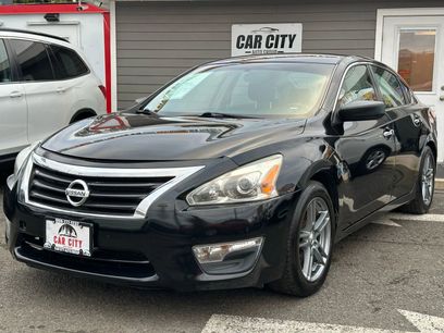 Used 2013 Nissan Altima 2.5 SV
