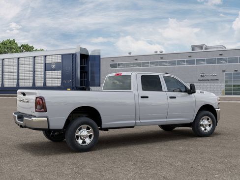 New 2026 RAM 2500 Tradesman AWD/4WD image 2