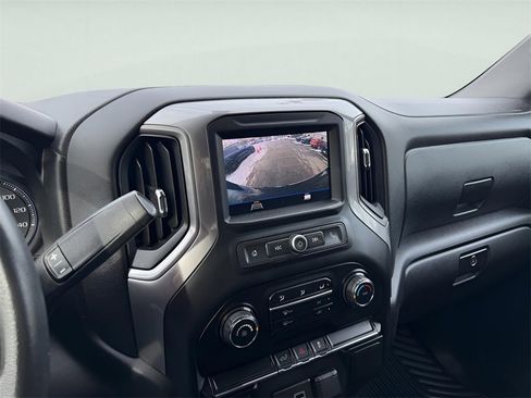 Used 2021 Chevrolet Silverado 1500 Custom image 22