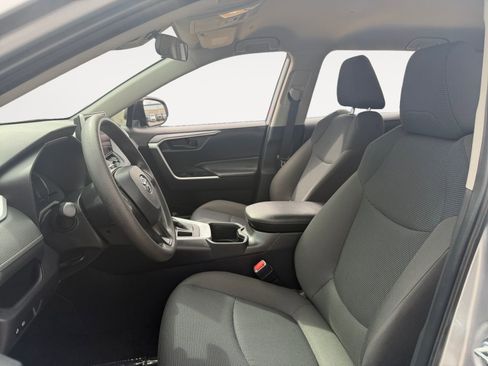 Certified 2024 Toyota RAV4 LE AWD/4WD image 9