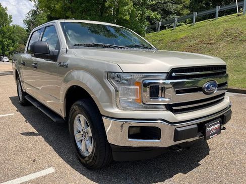 Used 2018 Ford F150 XLT w/ Equipment Group 301A Mid AWD/4WD image 33