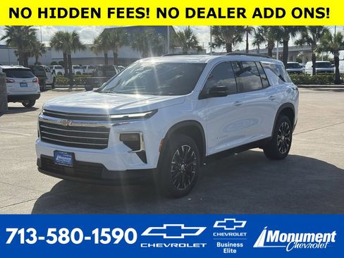 New 2026 Chevrolet Traverse LT image 1