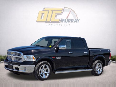 Used 2015 RAM 1500 Laramie w/ Convenience Group AWD/4WD image 2