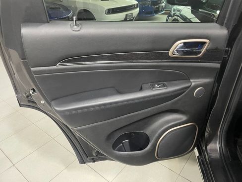 Used 2016 Jeep Grand Cherokee Summit image 19