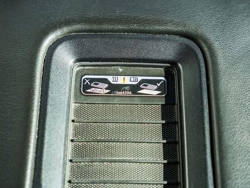 Used 2016 GMC Yukon SLT w/ Open Road Package image 28