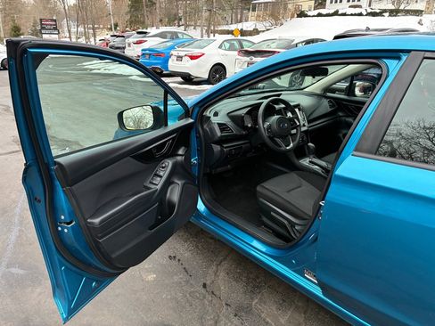 Used 2018 Subaru Impreza 2.0i image 9