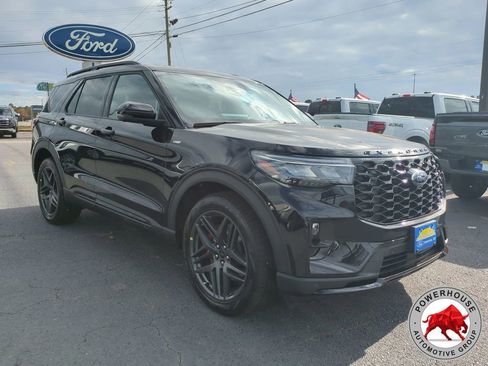 New 2026 Ford Explorer ST-Line w/ ST-Line Street Pack RWD image 9