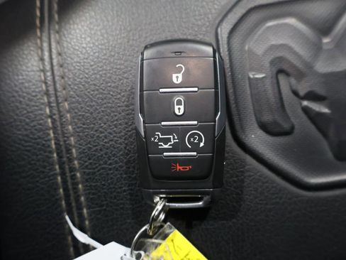 Used 2023 RAM 1500 Laramie image 26