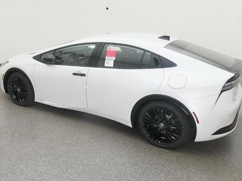 New 2026 Toyota Prius Plug-In Hybrid image 11