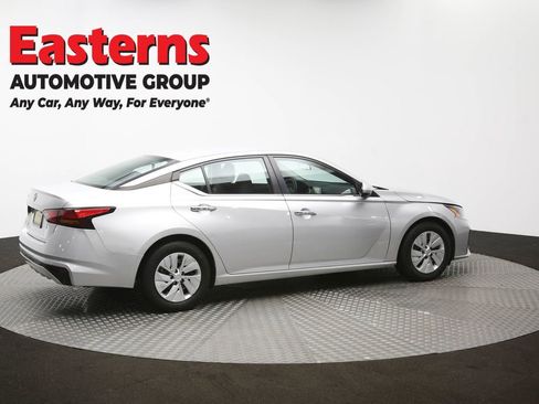 Used 2023 Nissan Altima 2.5 S image 42