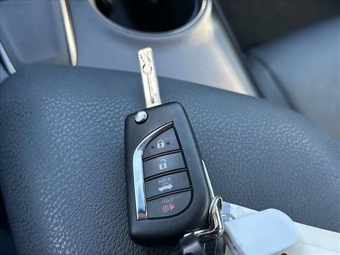 Used 2024 Toyota Camry SE FWD image 29