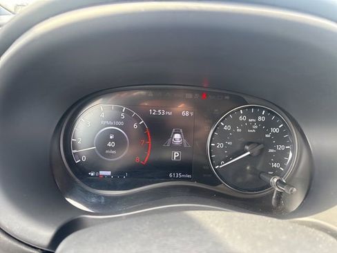 Used 2024 Nissan Kicks SR FWD image 12