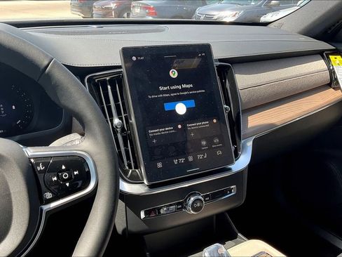 New 2026 Volvo XC90 B5 Ultra image 17