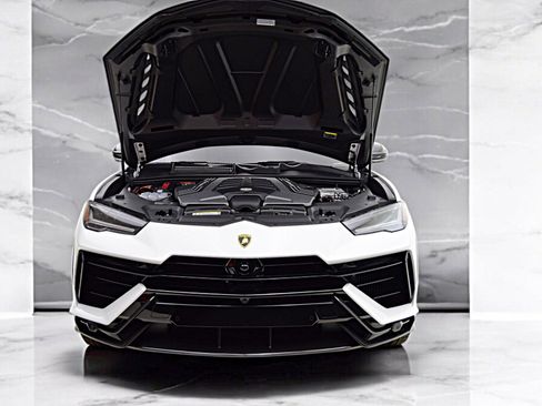 Used 2024 Lamborghini Urus Performante image 25