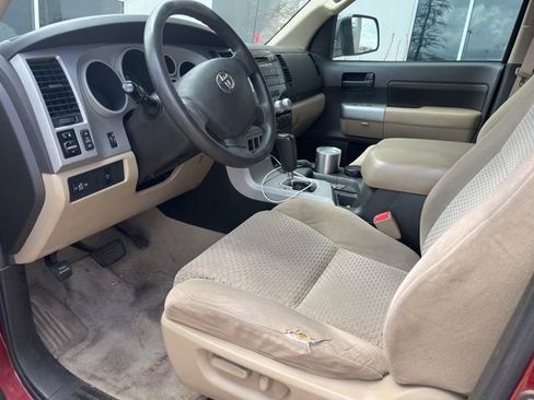 Used 2008 Toyota Tundra 4x4 CrewMax image 8