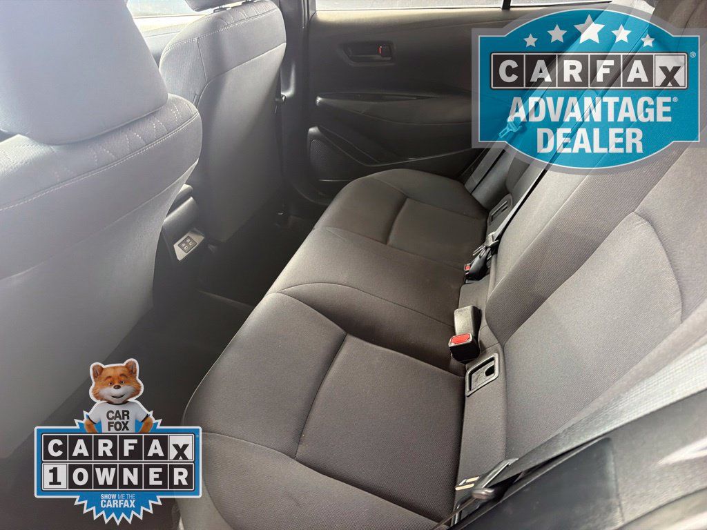 Used 2025 Toyota Corolla LE FWD image 9