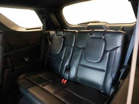 Used 2025 Ford Explorer ST-Line AWD/4WD image 23