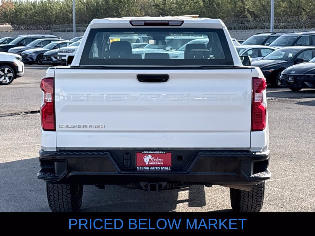 Used 2025 Chevrolet Silverado 1500 W/T w/ Trailering Package AWD/4WD image 6