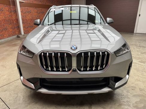 Certified 2025 BMW X1 xDrive28i w/ Premium Package image 8