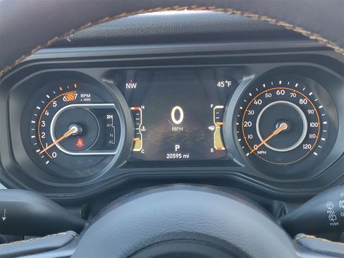 Used 2024 Jeep Wrangler Willys image 15