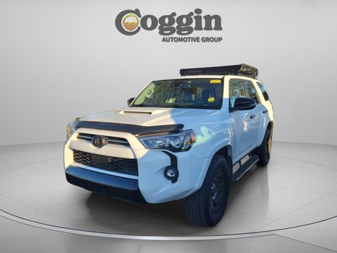 Used 2021 Toyota 4Runner Venture image 2