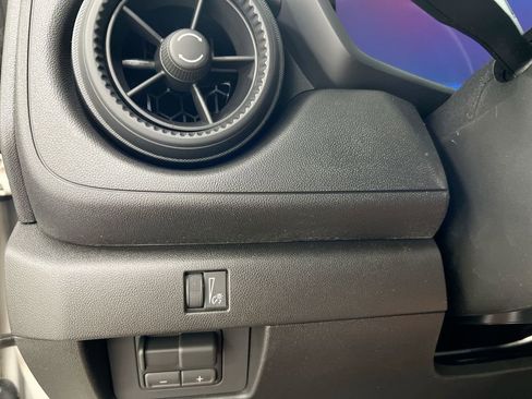 New 2026 Chevrolet Colorado Trail Boss AWD/4WD image 14
