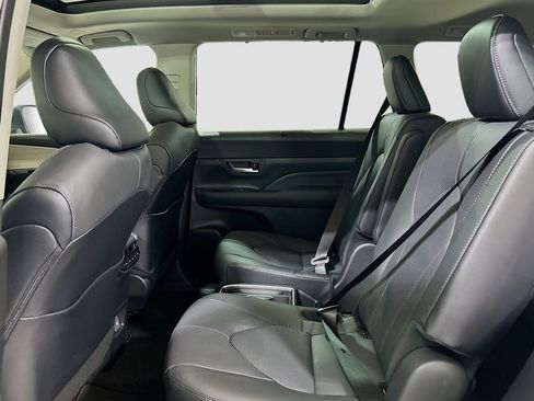 New 2026 Toyota Grand Highlander AWD image 25