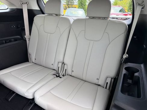 Certified 2025 Kia Sorento EX FWD image 21