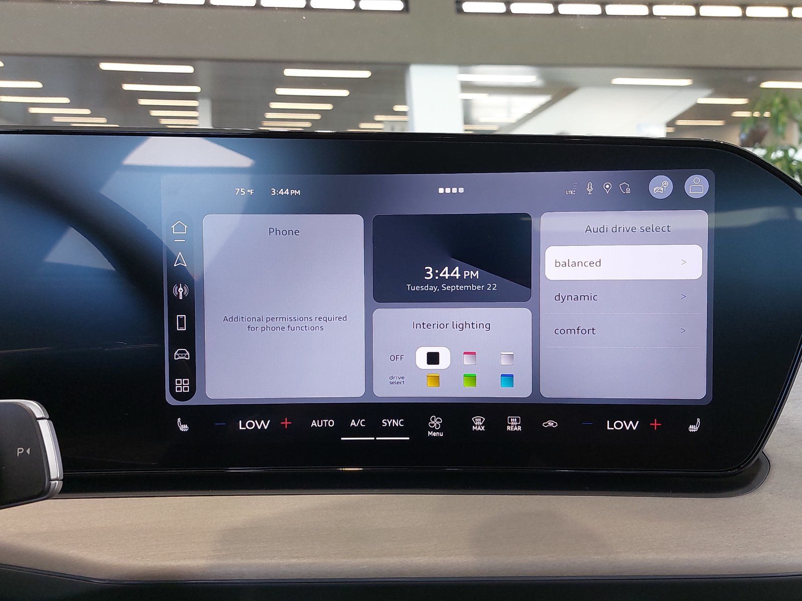 New 2026 Audi Q3 quattro 2.0T AWD/4WD image 24