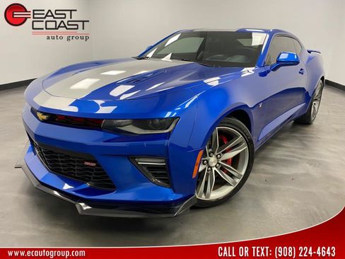 Used 2016 Chevrolet Camaro SS RWD image 1