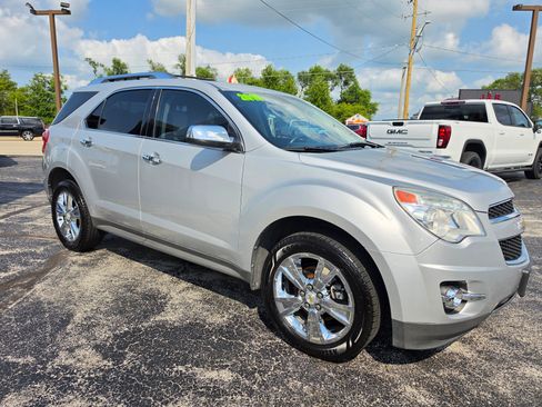 Used 2010 Chevrolet Equinox LTZ FWD image 3