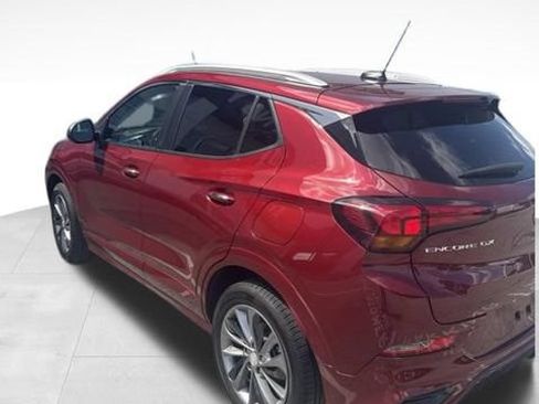 Used 2023 Buick Encore GX Select w/ Sport Touring Package FWD image 7
