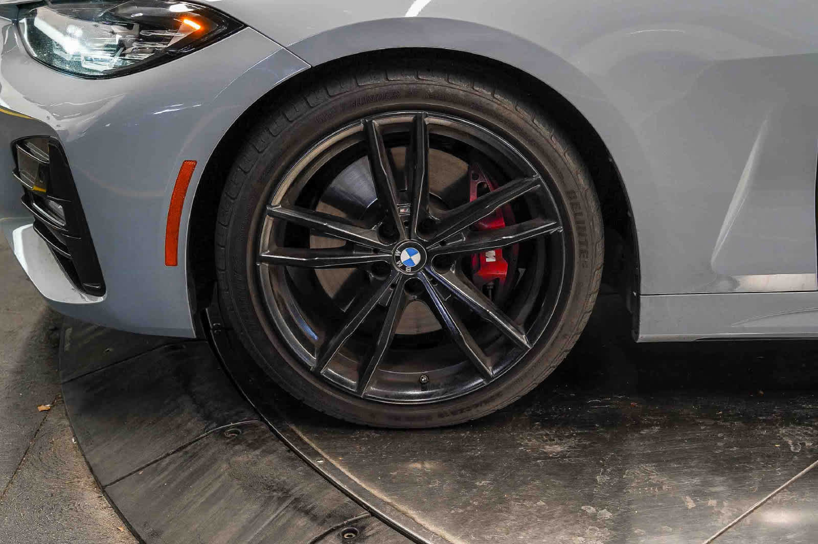 Used 2022 BMW 430i Coupe w/ M Sport Package RWD image 9