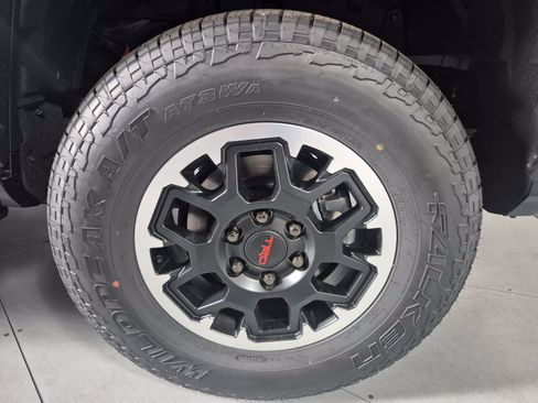 New 2026 Toyota 4Runner TRD Off-Road Premium AWD/4WD image 11