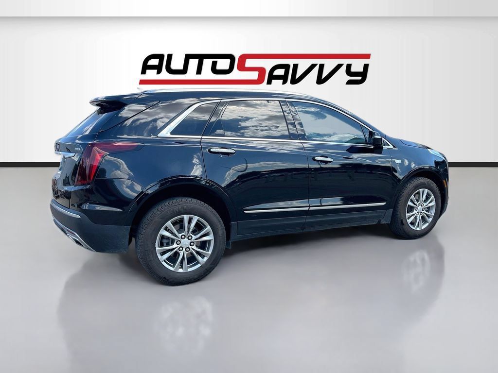 Used 2022 Cadillac XT5 Premium Luxury w/ LPO, Floor Liner Package FWD image 7